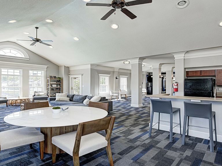 1930 Ashley Way photo 7