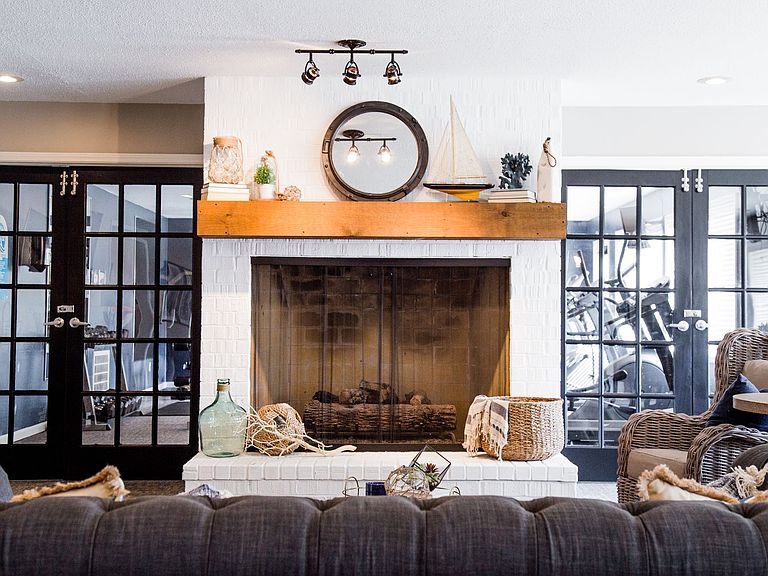 1100 Northlake Dr photo 3