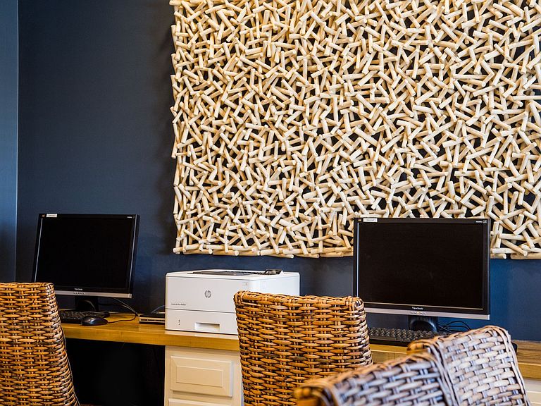 1100 Northlake Dr photo 5