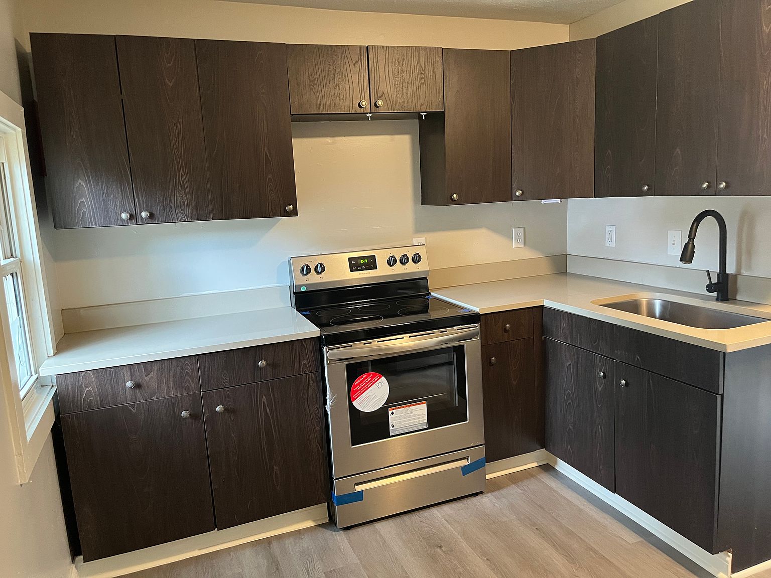 623 Cherry St photo 2