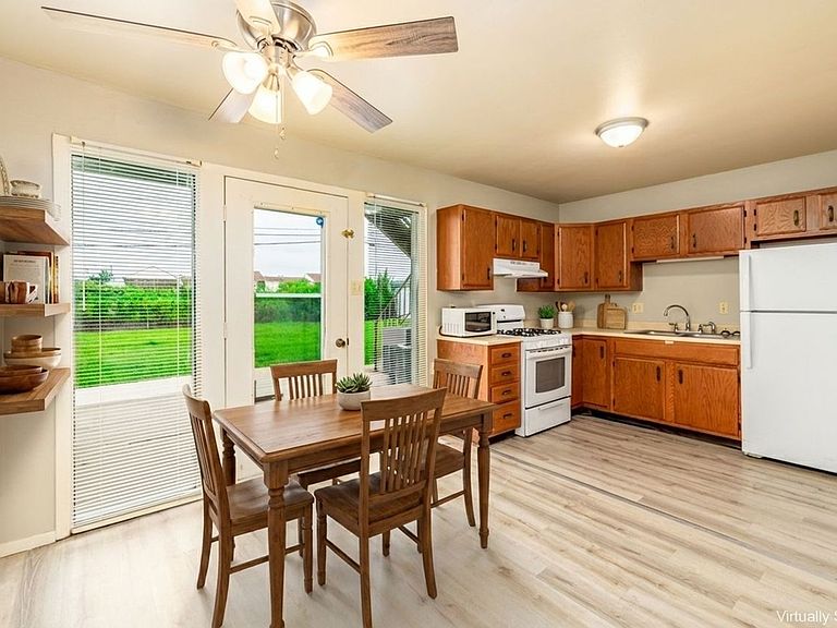 1005 N Park Forest Dr photo 4