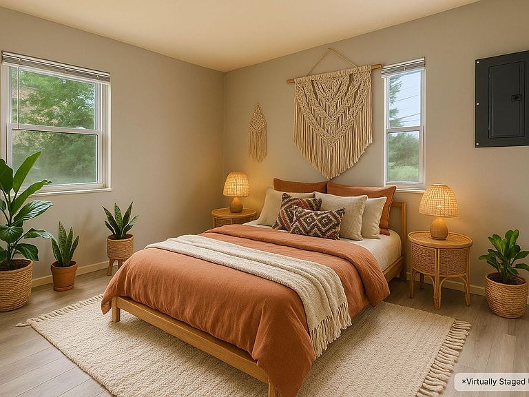 1005 N Park Forest Dr photo 7