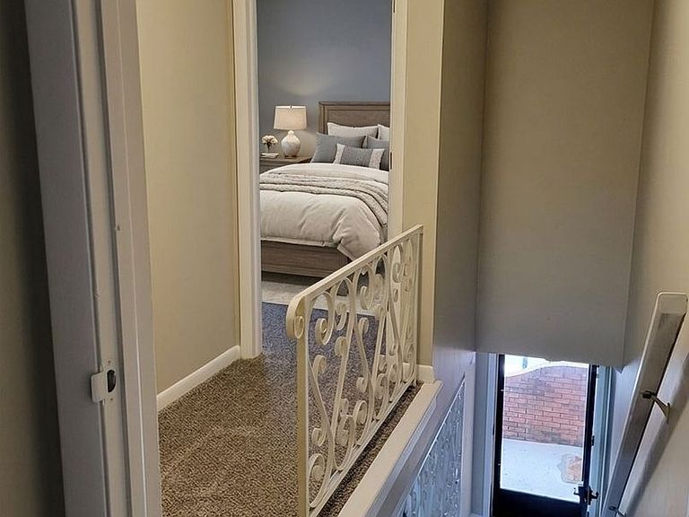 1200 N Quarry Rd photo 7