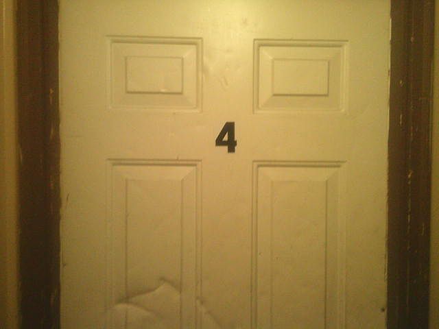 1020 W 3rd St APT 4 photo 4