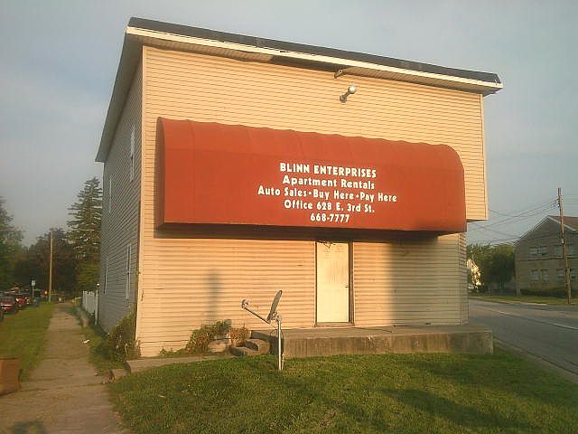 1020 W 3rd St APT 4 photo 5