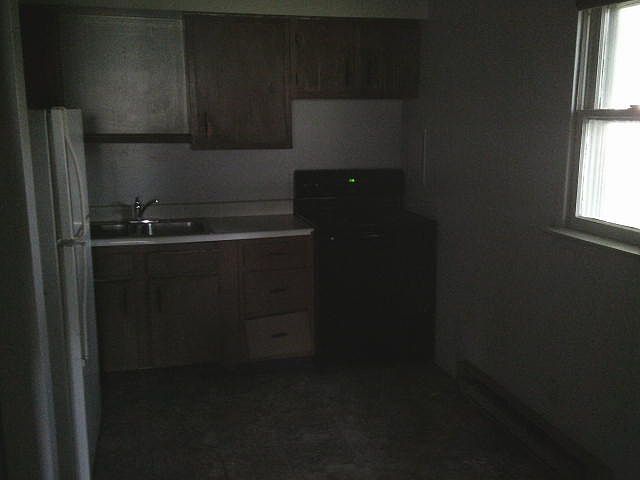 1606 W Jeffras Ave photo 6