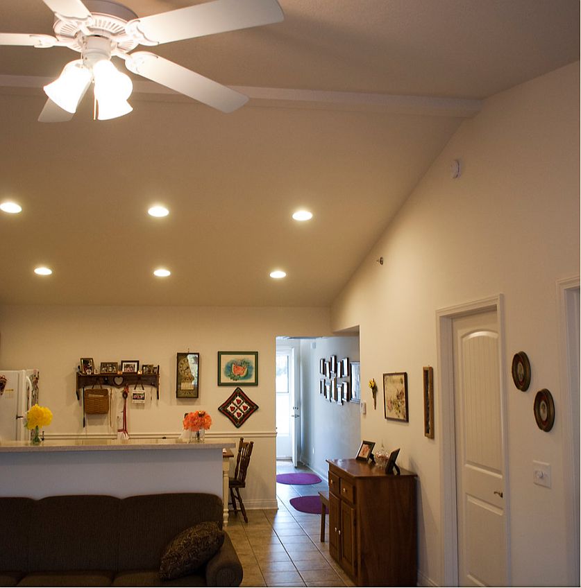 1515 W 31st St #1515 photo 4