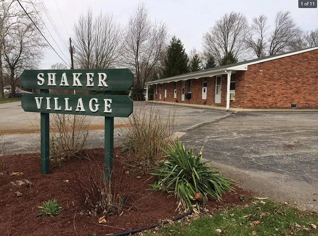 115 N Illinois St photo 3