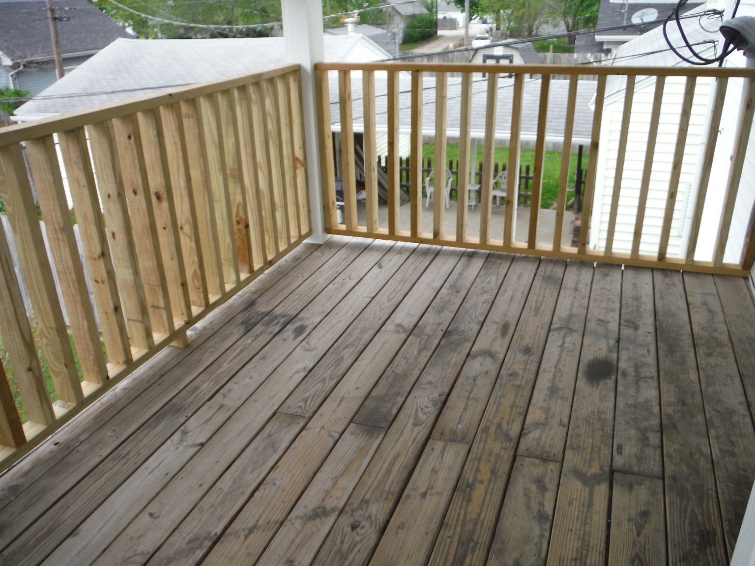 116 S G St APT B photo 3