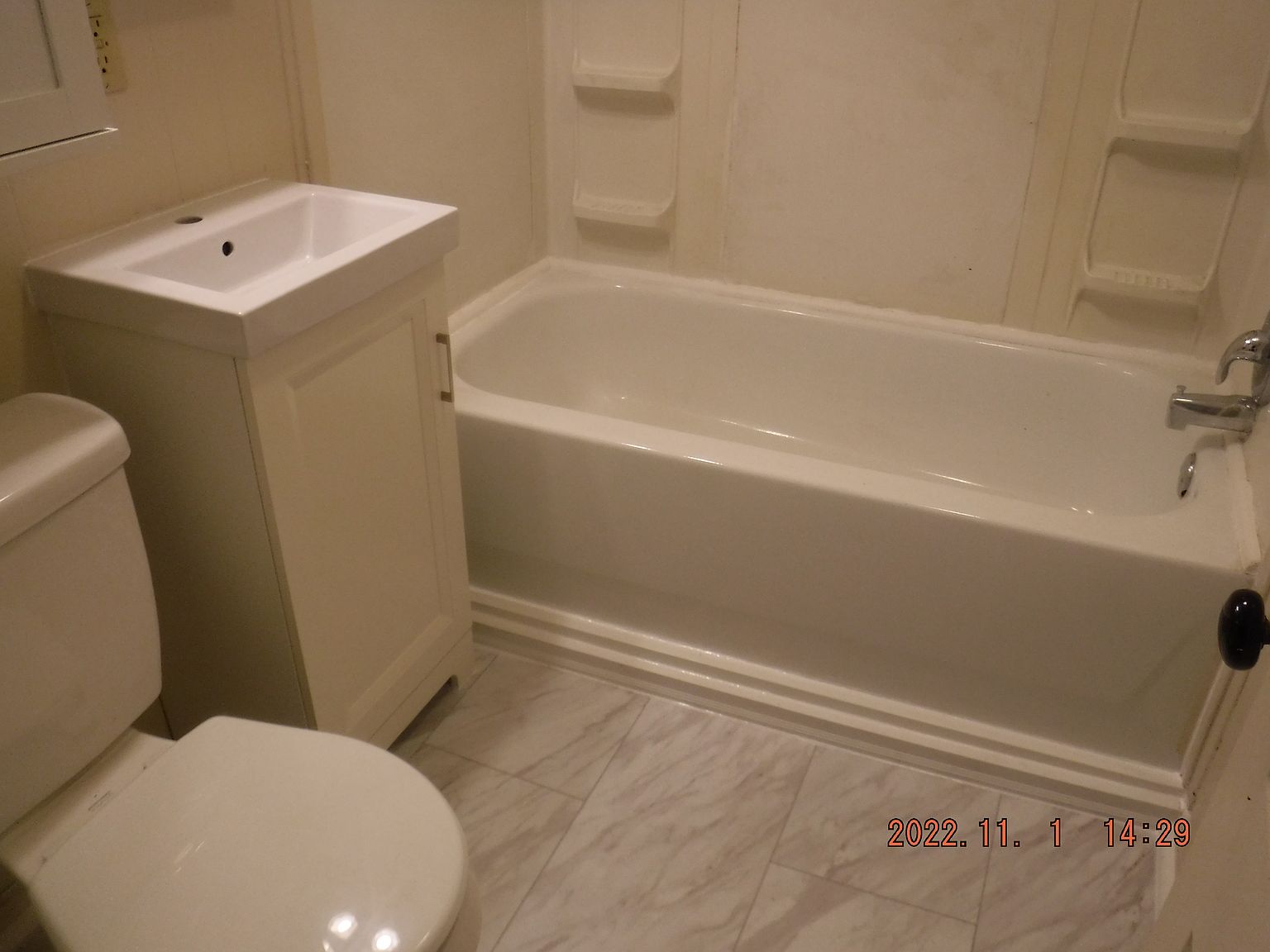 116 S G St APT B photo 5