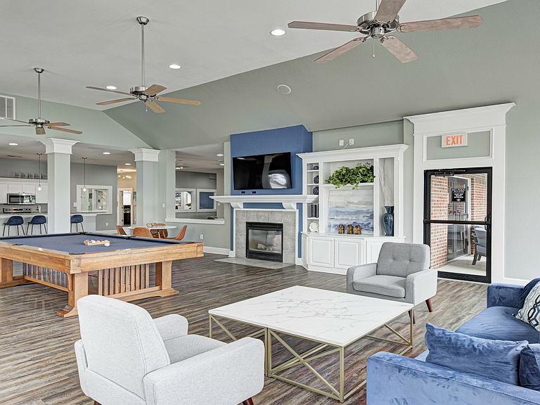 4690 Haven Point Blvd photo 7